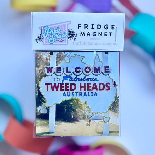 fridge magnet of Tweed_heads_retro_motel_sign_ in packaging saying welcome to tweed heads 